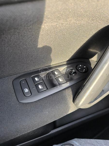 Peugeot 308 1.6 HDI Bez Zamajca