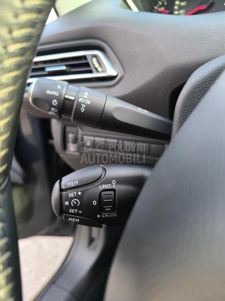Peugeot 308 1.6 HDI Bez Zamajca