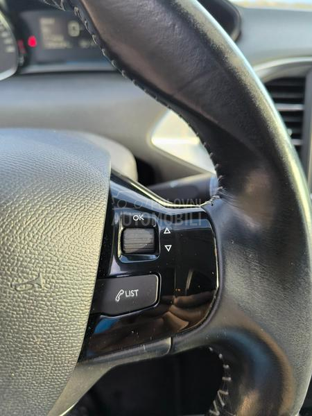 Peugeot 308 1.6 HDI Bez Zamajca