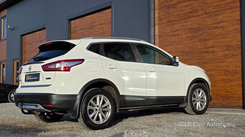 Nissan Qashqai 1.5 DCi 360C TEKNA