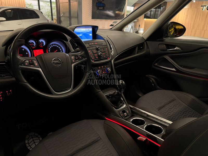 Opel Zafira 7sedista COSMO