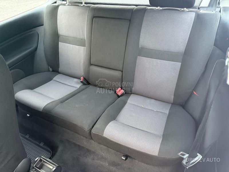 Volkswagen Golf 4 1.9 TDi 90