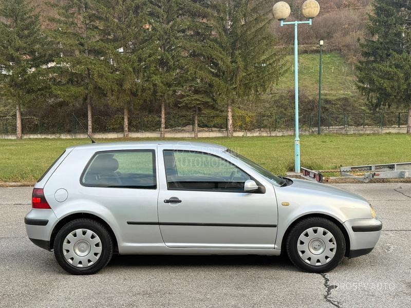 Volkswagen Golf 4 1.9 TDi 90