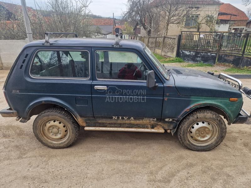 Lada Niva 1.7i