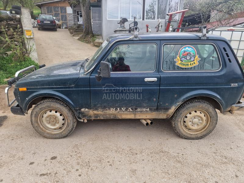 Lada Niva 1.7i