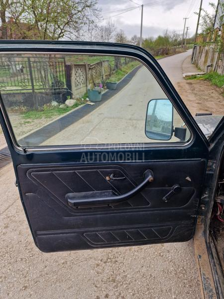 Lada Niva 1.7i