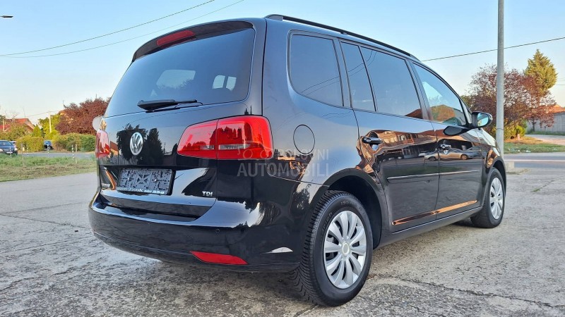 Volkswagen Touran 1.6 TDI  HIGH LINE