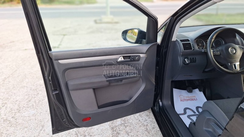 Volkswagen Touran 1.6 TDI  HIGH LINE