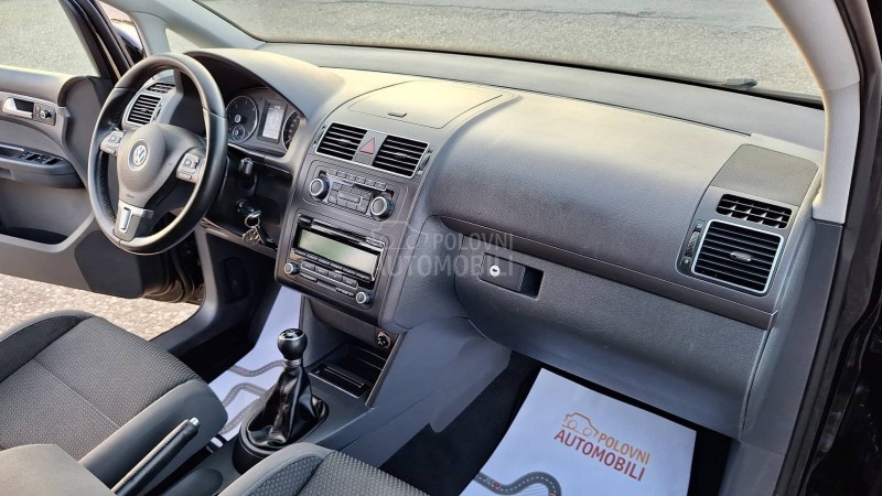 Volkswagen Touran 1.6 TDI  HIGH LINE