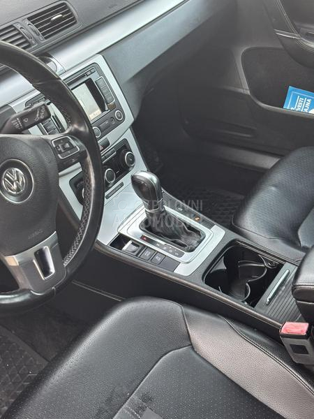 Volkswagen Passat B7 2.0 tdi