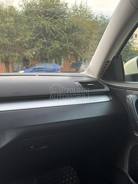 Volkswagen Passat B7 2.0 tdi