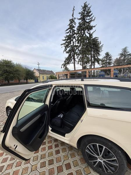 Volkswagen Passat B7 2.0 tdi