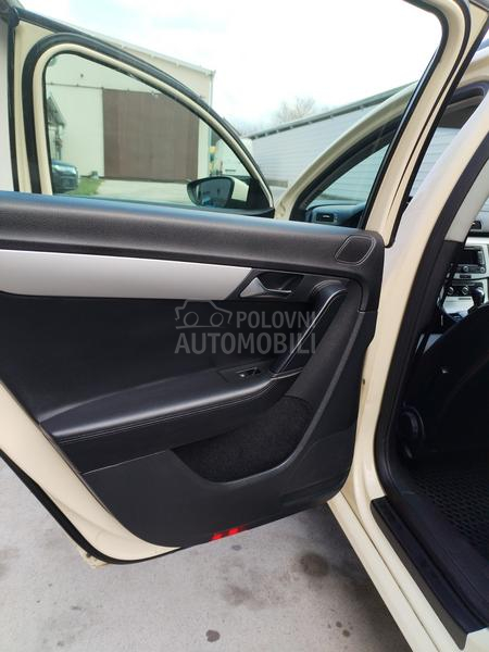 Volkswagen Passat B7 2.0 tdi