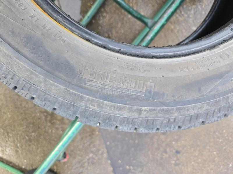 Pirelli 215/65 R16 Zimska