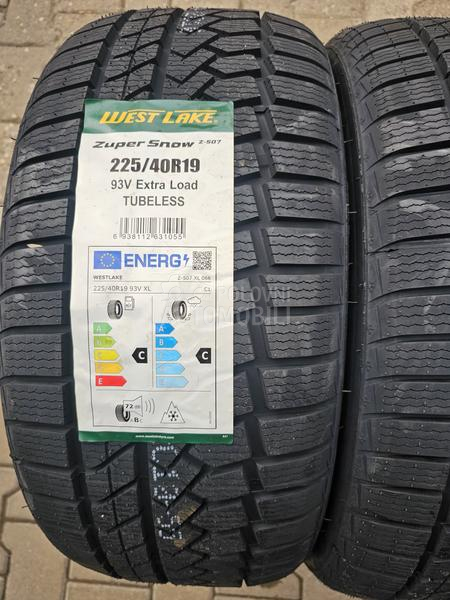 Westlake 255/35 R19 Zimska