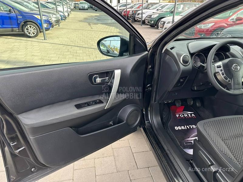 Nissan Qashqai N O V