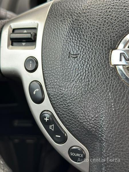 Nissan Qashqai N O V