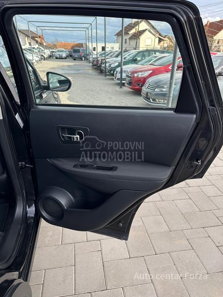 Nissan Qashqai N O V