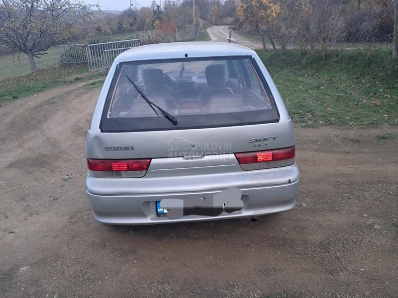 Suzuki Swift 