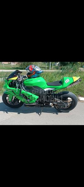 Kawasaki zx6r
