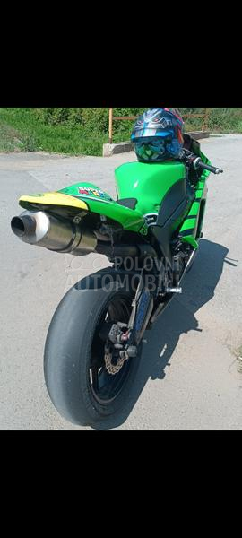 Kawasaki zx6r
