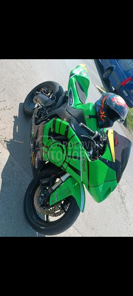 Kawasaki zx6r
