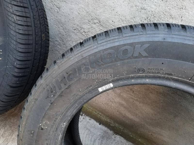 Hankook 205/60 R16 Zimska