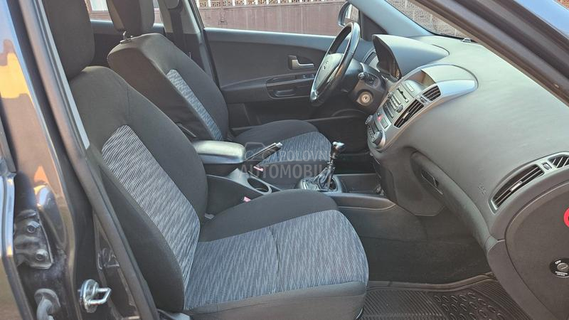 Kia cee`d sw 1.6 CVVT EX