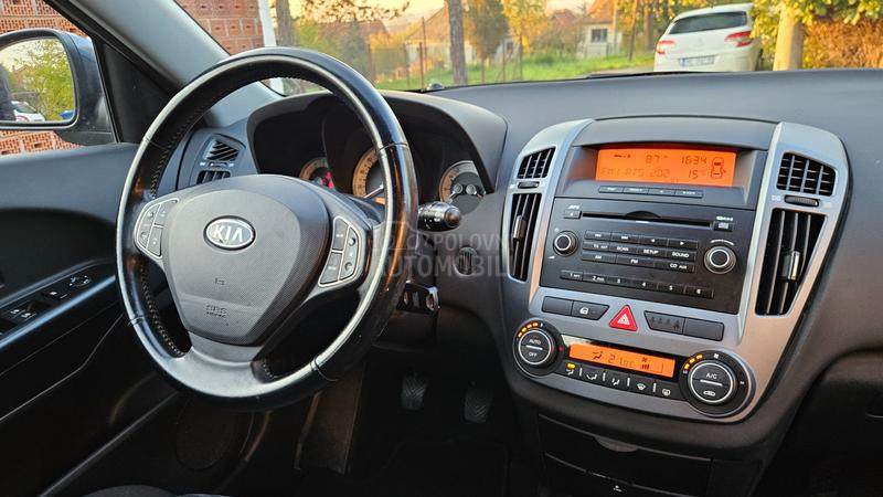 Kia cee`d sw 1.6 CVVT EX