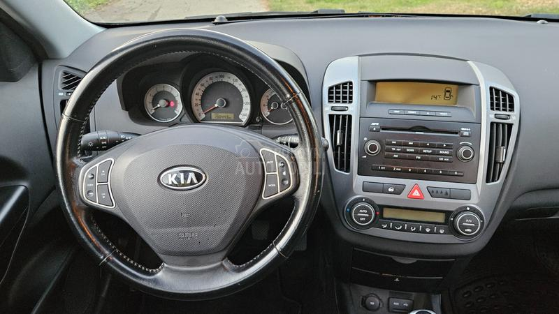 Kia cee`d sw 1.6 CVVT EX