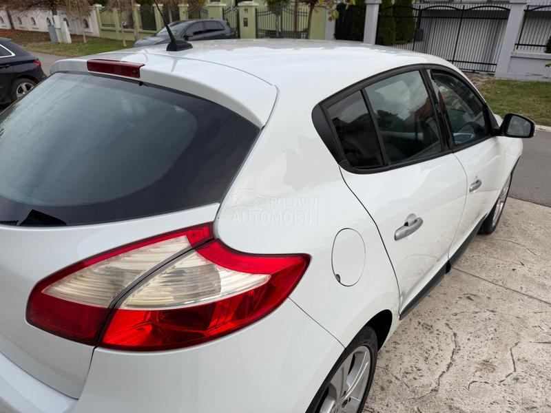 Renault Megane 1.6 16V N.A.V.I