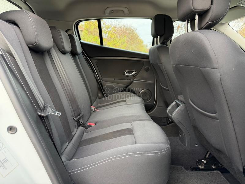 Renault Megane 1.6 16V N.A.V.I