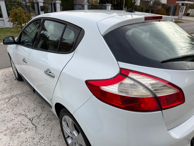 Renault Megane 1.6 16V N.A.V.I