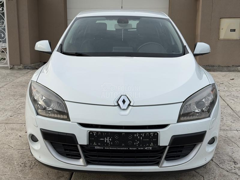 Renault Megane 1.6 16V N.A.V.I