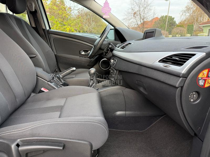 Renault Megane 1.6 16V N.A.V.I