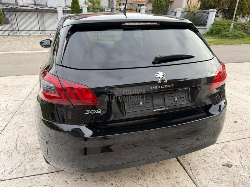 Peugeot 308 1.2. P.A.N.O ALLURE
