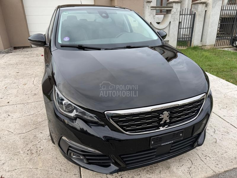 Peugeot 308 1.2. P.A.N.O ALLURE