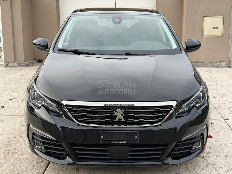 Peugeot 308 1.2. P.A.N.O ALLURE
