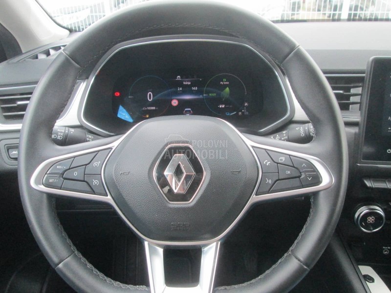 Renault Captur 1.6E-Tech Intens