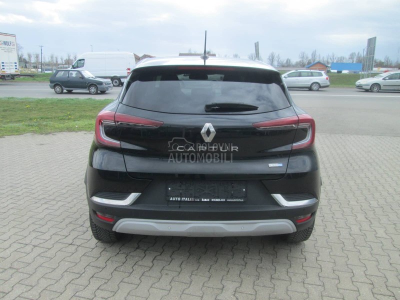 Renault Captur 1.6E-Tech Intens