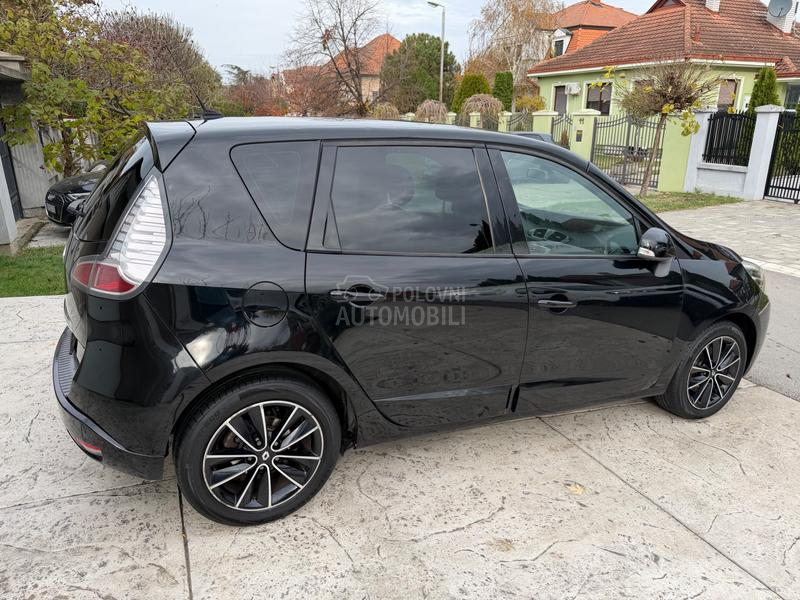 Renault Scenic 1.2 BOSE