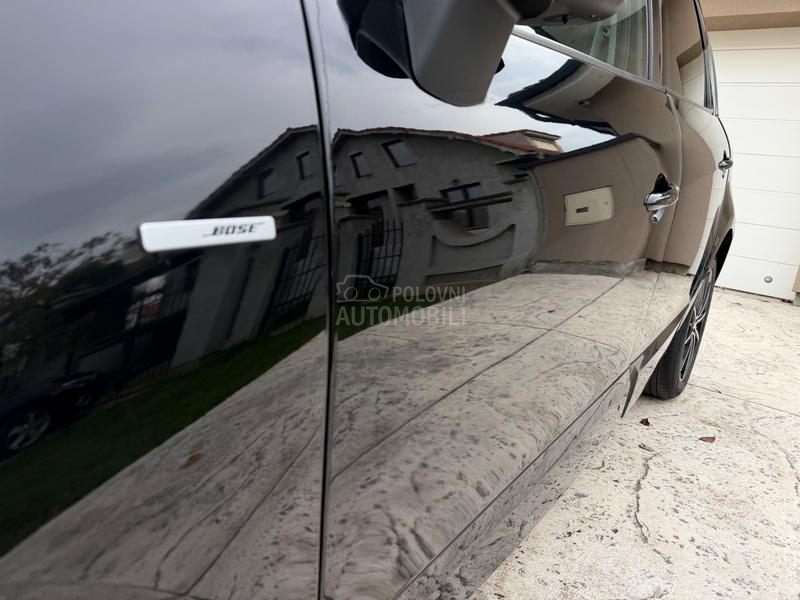 Renault Scenic 1.2 BOSE