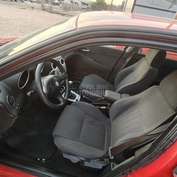 Alfa Romeo 156 