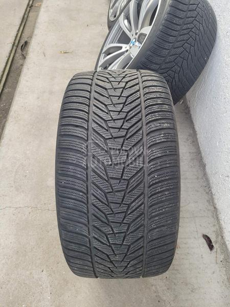 Hankook 275/40 R20 Zimska