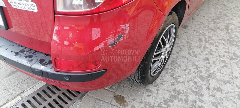 Renault Clio 1.2 16v restyle