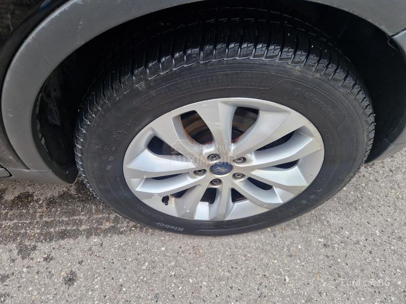 Ford Kuga 4-4  A K C I J A