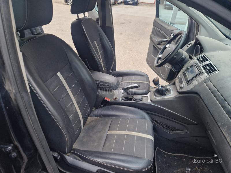 Ford Kuga 4-4  A K C I J A