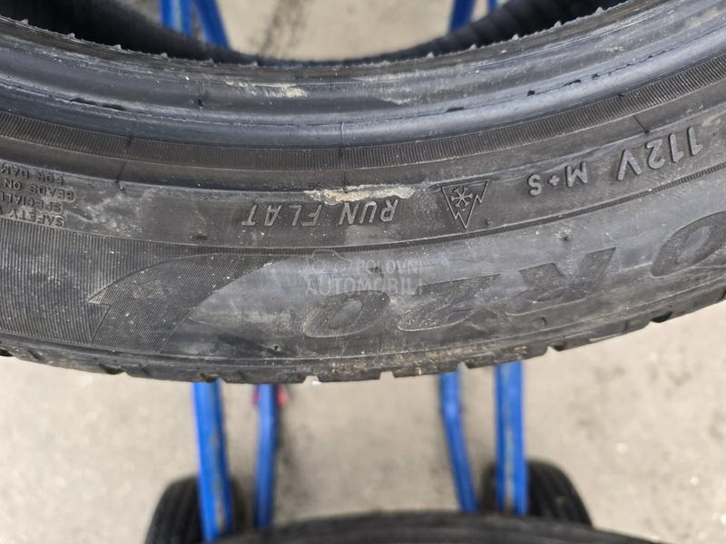 Pirelli 305/40 R20 Zimska