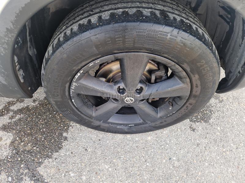 Nissan Qashqai 4-4  A U T O M A T