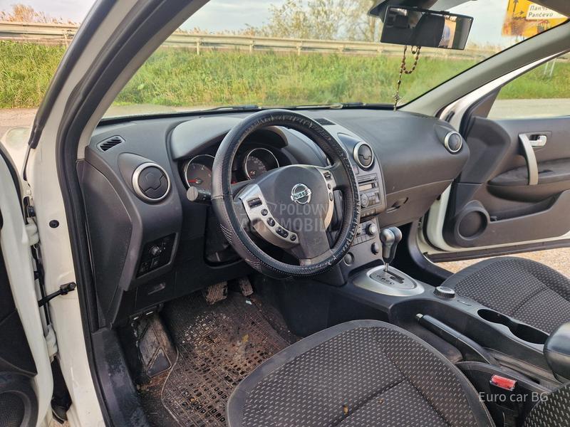 Nissan Qashqai 4-4  A U T O M A T
